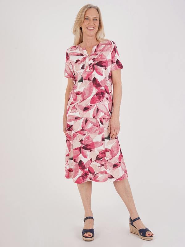 TIGI Summer Scattered Leaf Print Skirt- Short