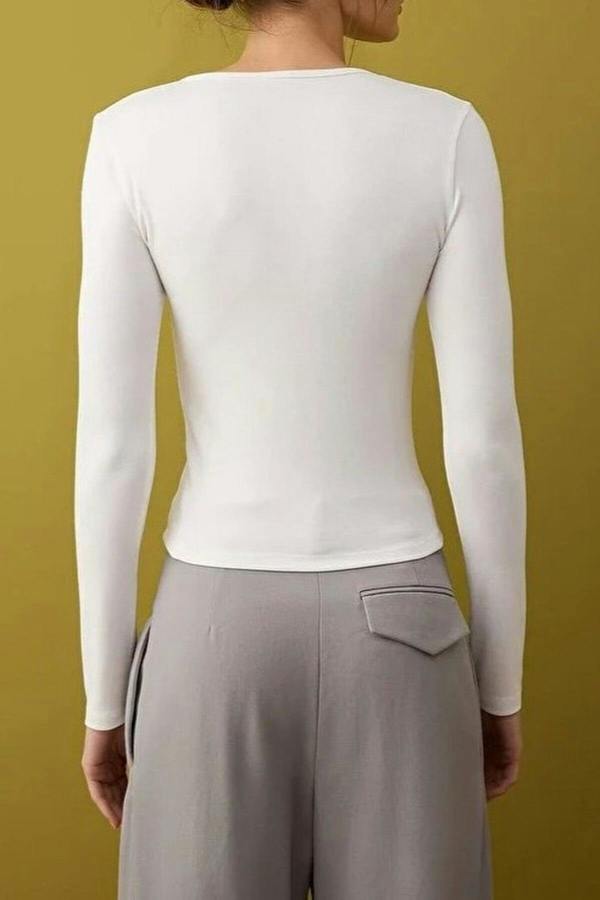 WOVCOR Crew Neck Buttoned Knitted Blouse