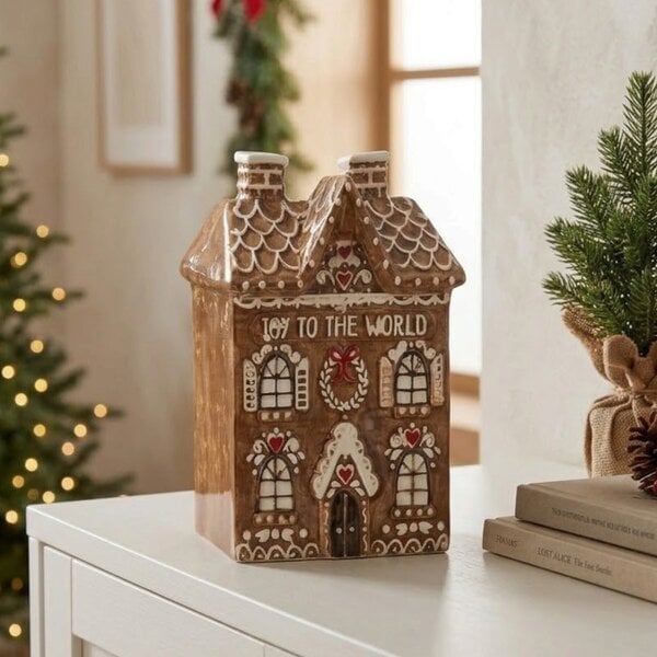 Garden Greatness Whimsical Ceramic House Display Vase