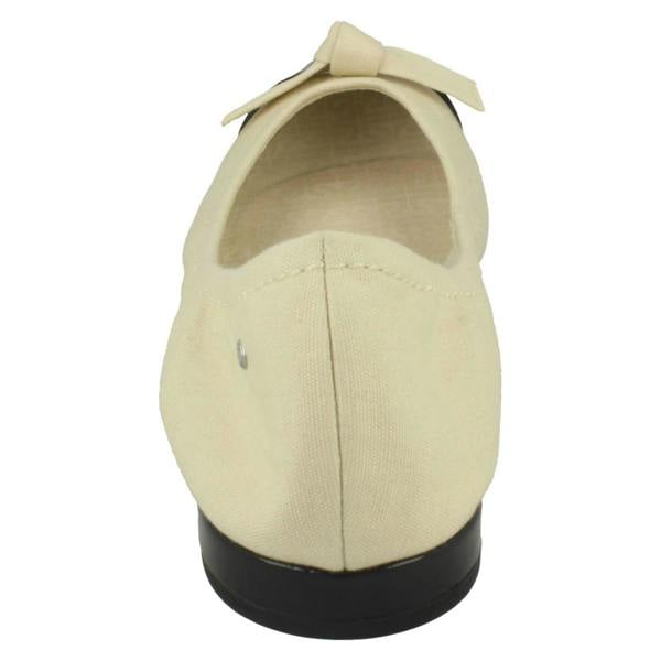 Rockport Ladies Rockport Slip On Flats With Bow Detailing Ashika