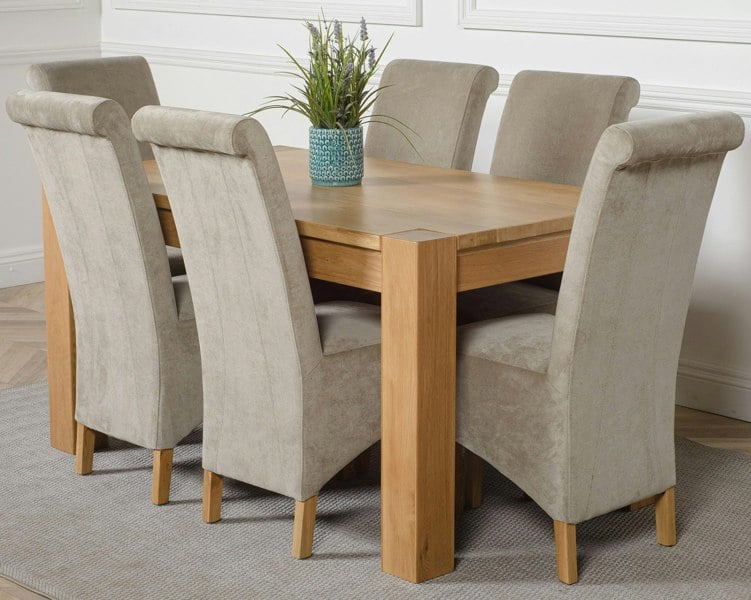 That's Furniture Kuba Medium Oak Dining Table with Montana Fabric Chairs