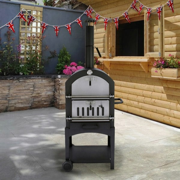 Kukoo Outdoor Pizza Oven, Peel & Union Jack Bunting