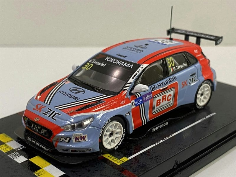 hyundai i30 n tcr wtcr 2018 champion  g tarquini 1:64 tarmac works t6403118wtcr30