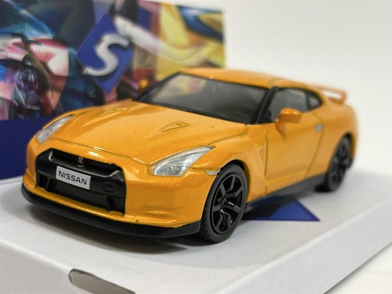 Solido Nissan GT-R Metallic Orange 1:43 Scale 4401200