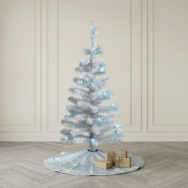 Garden Greatness 3ft Heritage Fir Ready-to-Decorate Pre-Lit Christmas Tree