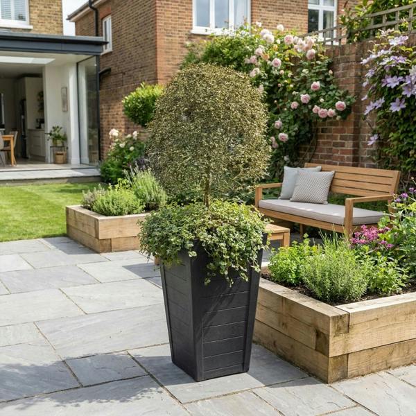 Nicoman Savana Black Plank Recycled Rubber Plant Pot