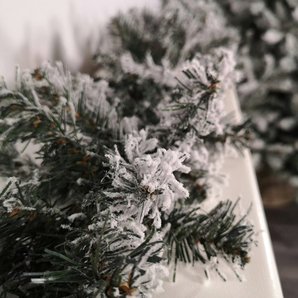 Samuel Alexander 9ft (2.7m) Premier Christmas Snow Flocked Woodcote Fir Garland