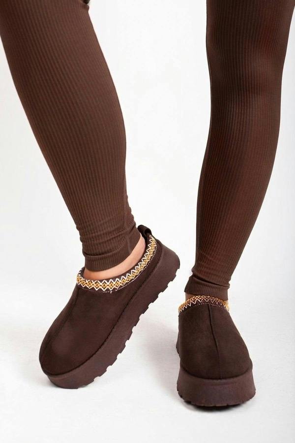 Jolene Aztec Detail Low Ankle Platform Slipper Boots - Chestnut_wb