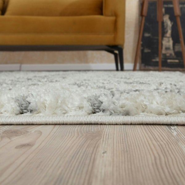 Shaggy Rug Ivory-Grey colours non-shedding, pet-friendly.