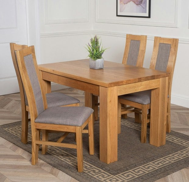 That's Furniture Dakota Small Oak Dining Table with Stanford Oak Chairs