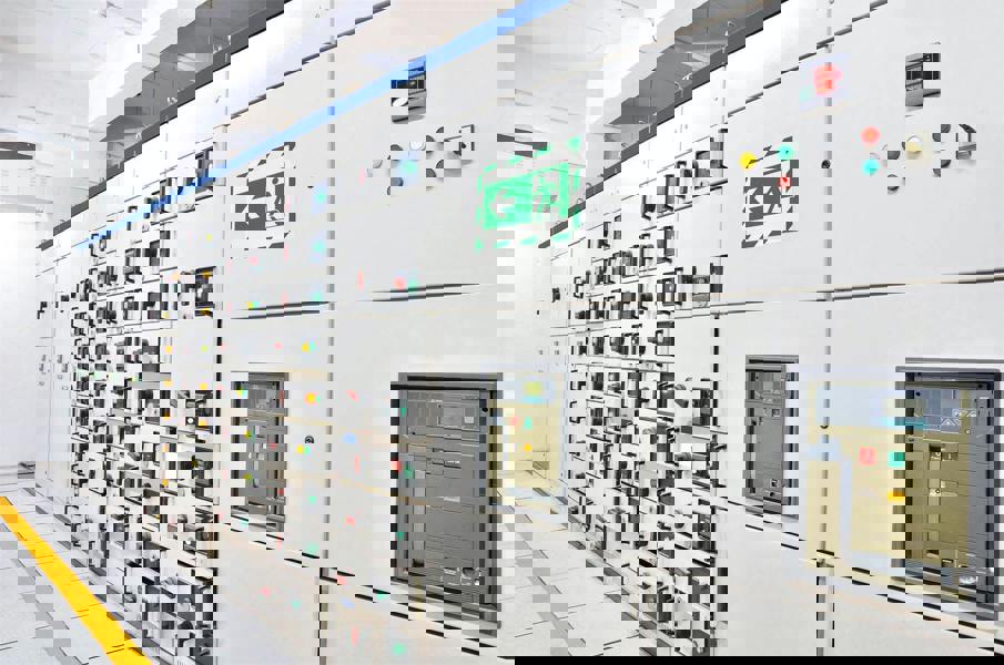 Durable DURAFRAME Magnetic Signage Hazard Frame | 5 Pack | A4 Green & White