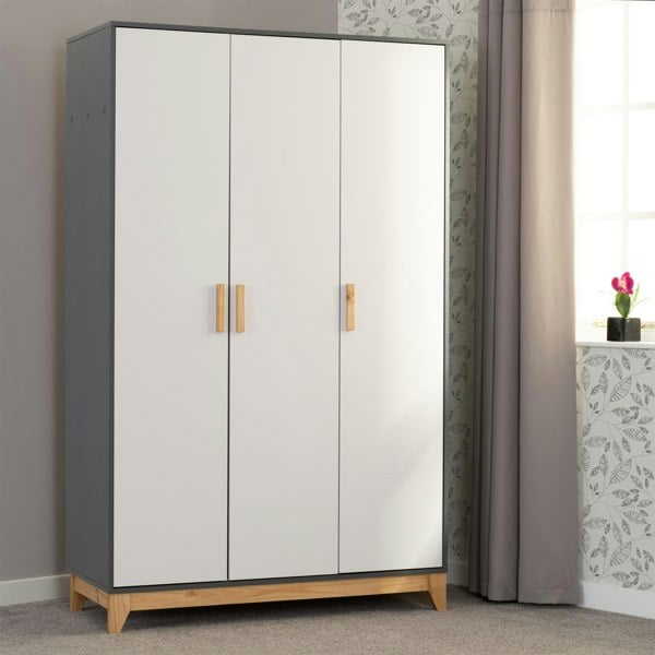 Seconique Cleveland 3 Door Triple Wardrobe