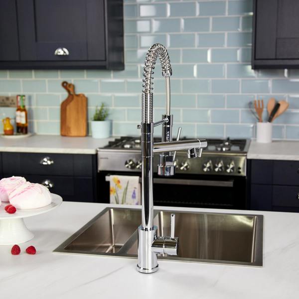 Flode Alta | Single Lever Kitchen Sink Mixer Tap with Swivel Spout | Polished Chrome Finish