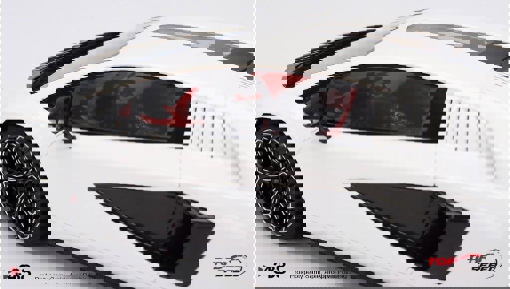TSM Lamborghini Countach LPI 800-4 Bianco Siderale 1:18 Scale TSM TS0438
