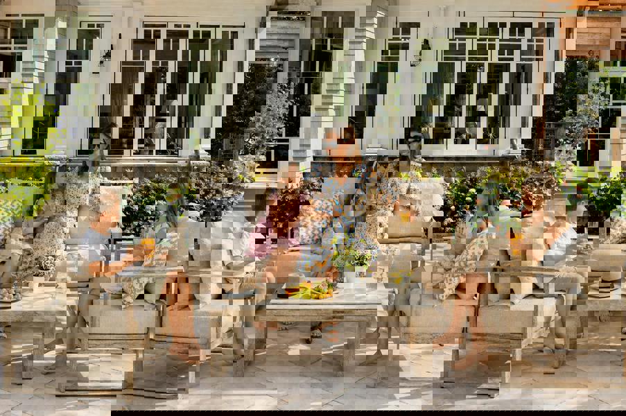 Medellin 5-Seater Garden Sofa Set | Wood-Effect Outdoor Lounge Set with Cushions The Garden Furniture Shop