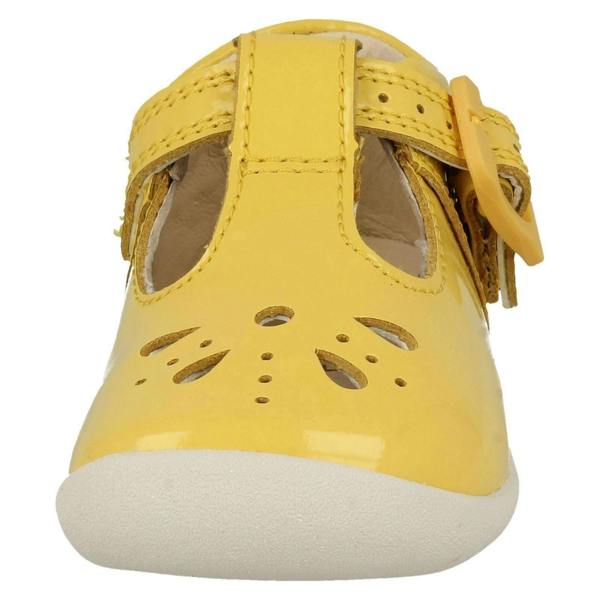 Clarks Girls Clarks Cut Out Detailed Shoes Roamer Star