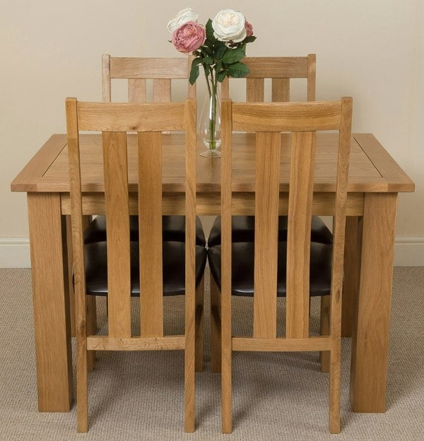 That's Furniture Hampton Small Oak Extending Dining Table with Princeton Oak Chairs