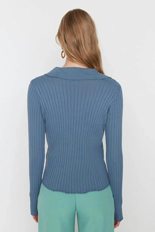 WOVCOR Polo Neck Knit Sweater with Finger Detail