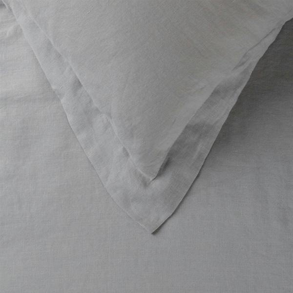 Light Grey French Linen Pillowcases close-up detail 1 | Soak and Sleep