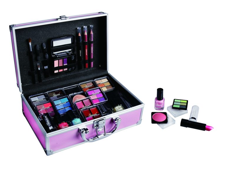 Love Urban Beauty 82 Piece Vegan Makeup Kit Eyeshadow Delights Vanity Case