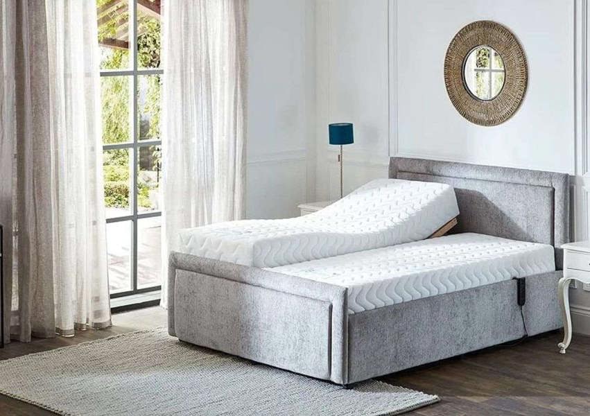 King Size (5ft (2*2'6)x 6ft) Electric Adjustable Bed With Memory Mattress