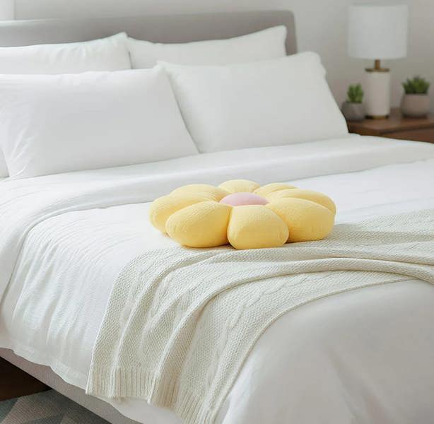 Anypillow Daisy Flower Throw Pillow Soft Plush Cushion