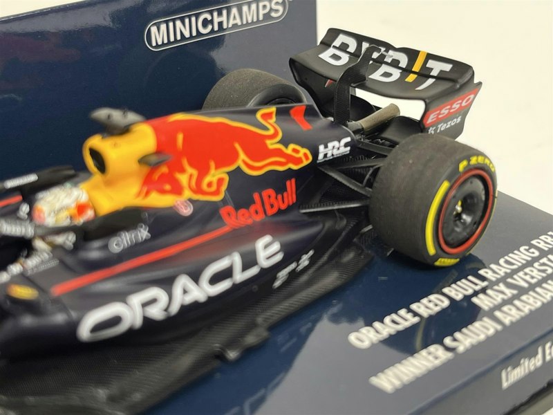 Minichamps Max Verstappen Red Bull Racing RB18 Winner Saudi Arabian GP 2022 1:43 417220101