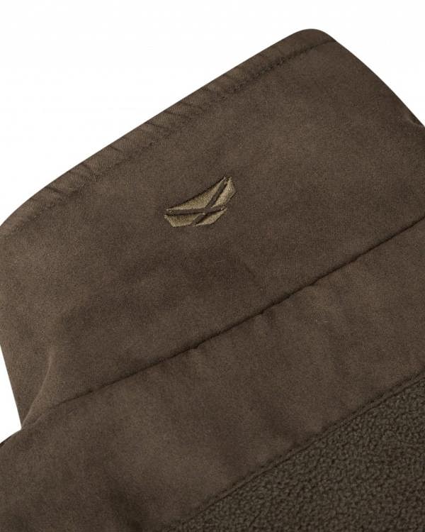 Hoggs of Fife Ravenscraig fleece with discrete branding on collar