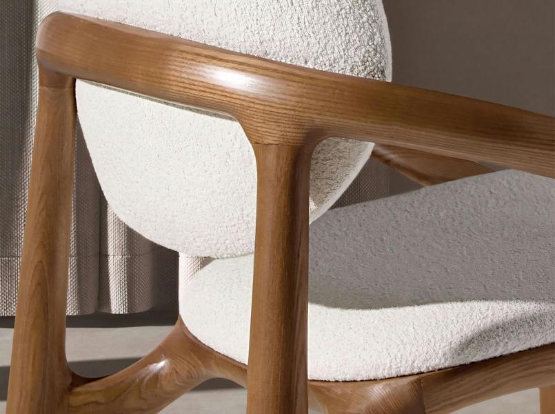 Angel Cerdá Off-white fabric chair 4254