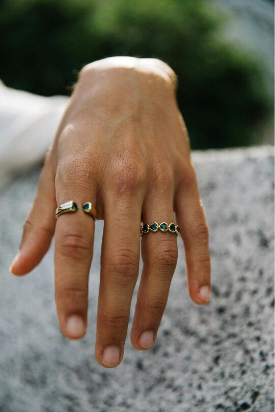 SVNX The Atlas' Ring in Gold and Green