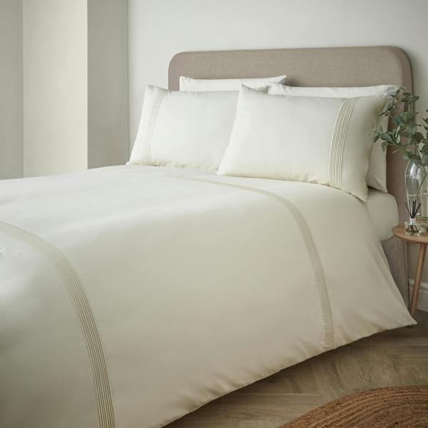 Catherine Lansfield Pintuck Easy Iron Percale Duvet Cover Set Cream
