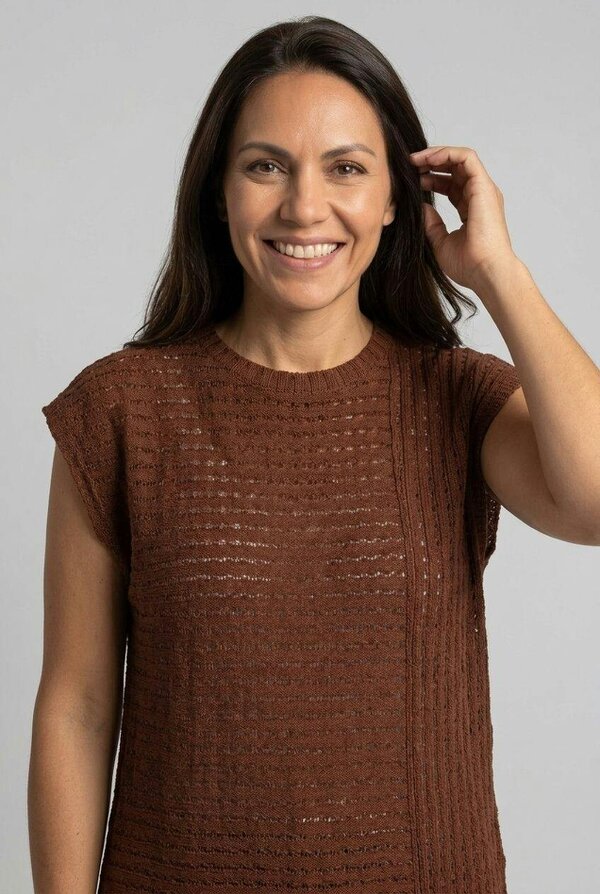 Izabel London Sheer Mesh Texture Cap Sleeve Top