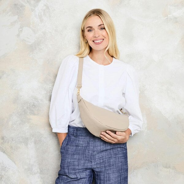 Elie Beaumont Hobo Biscuit
