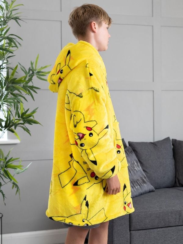 Pokemon Children's Pikachu Oversized Hoodie Blanket - Yellow