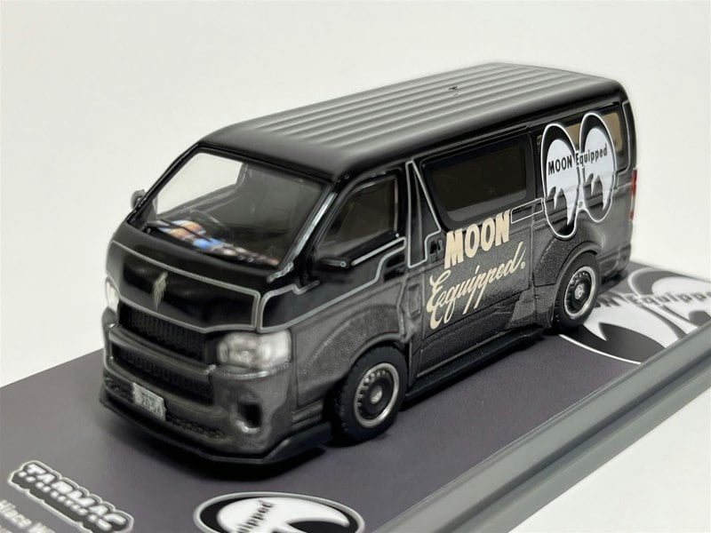 Tarmac Toyota Hiace Widebody Mooneyes Black 1:64 Scale Tarmac Works T64038ME2