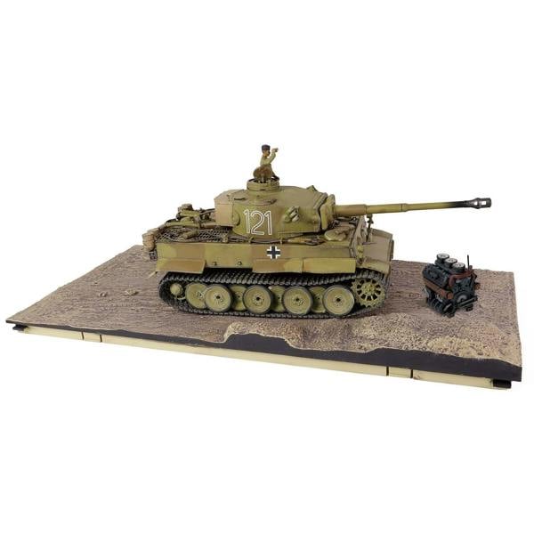 MCSlots German SD.KFZ.181 PZKPFW VI Tiger No. 121 1943 1:32 Forces of Valor 912042D