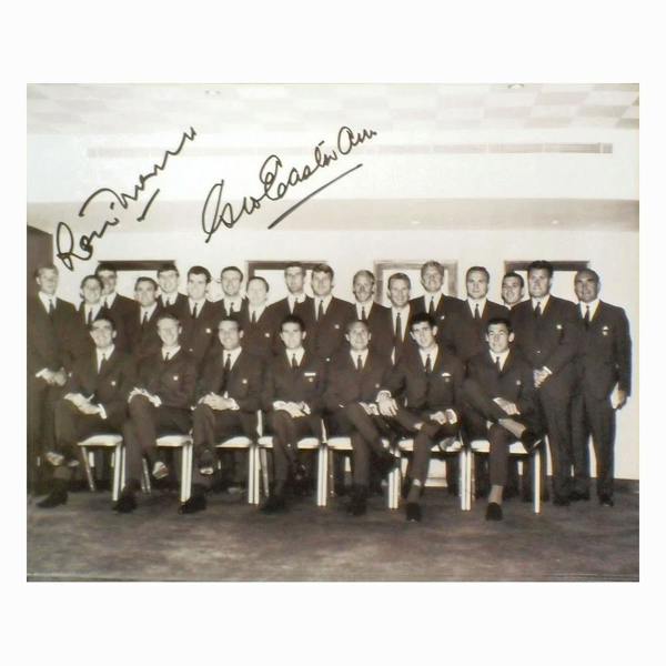 Ron Flowers & George Eastham signed 1966 photo — Unframed
