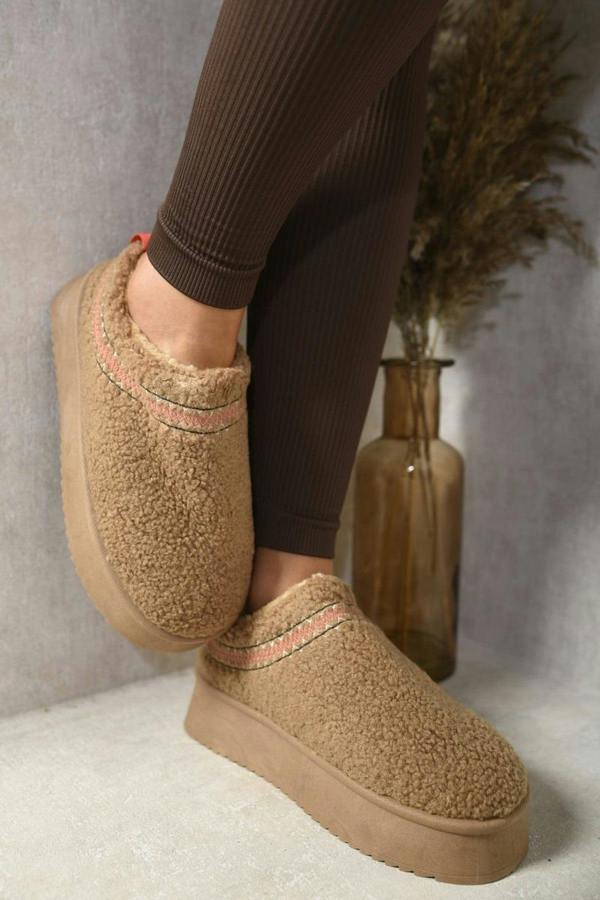 Cora Ankle Cozy Plush Lining Thick Sole Fluffy Slippers - Camel