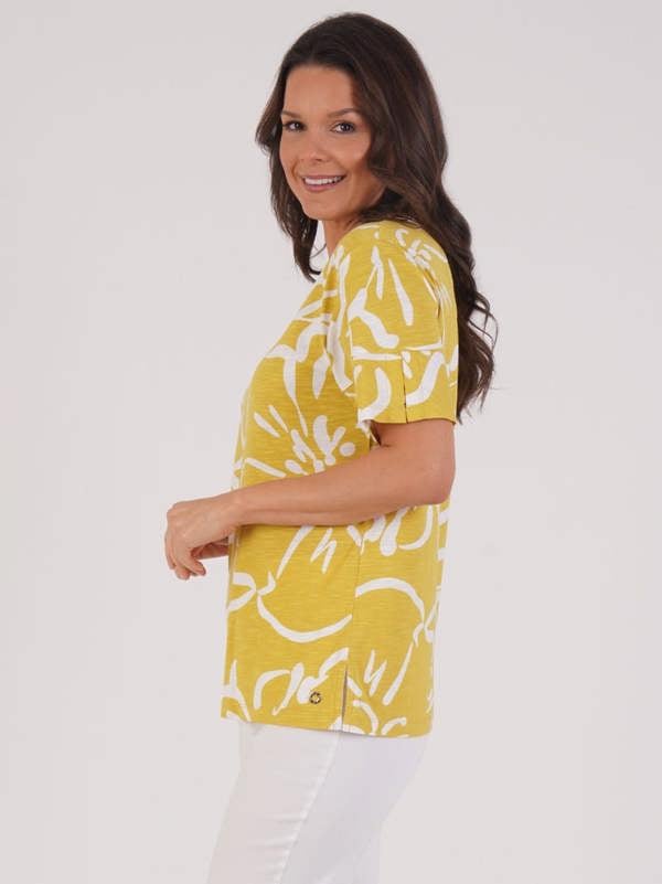 VIZ-A-VIZ Floral Print Top