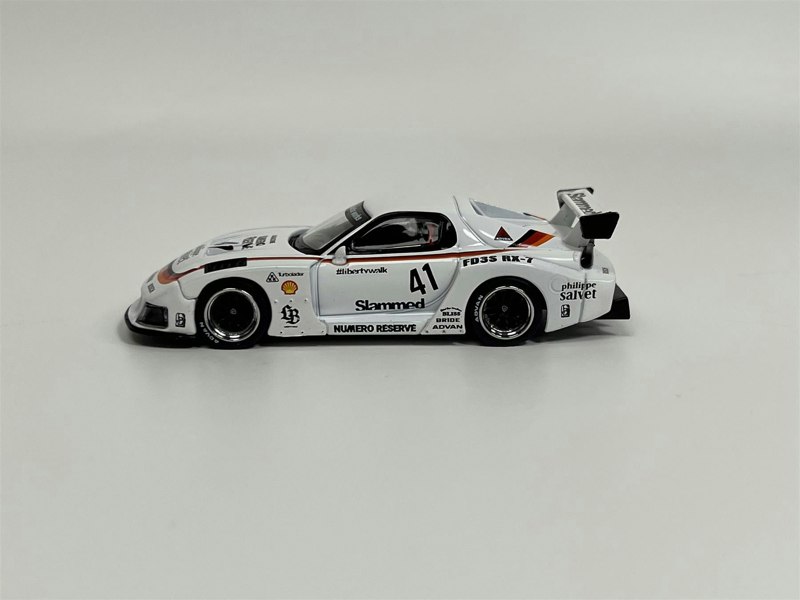 Mini GT Mazda RX7 LB Super Silhouette #41 Numero Reserve RHD 1:64 Mini GT MGT00773R