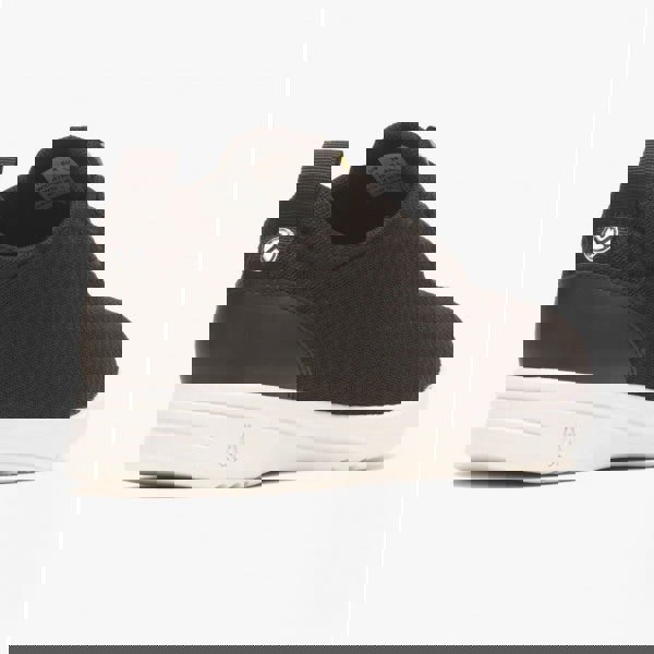 1647523944-34376300.jpg