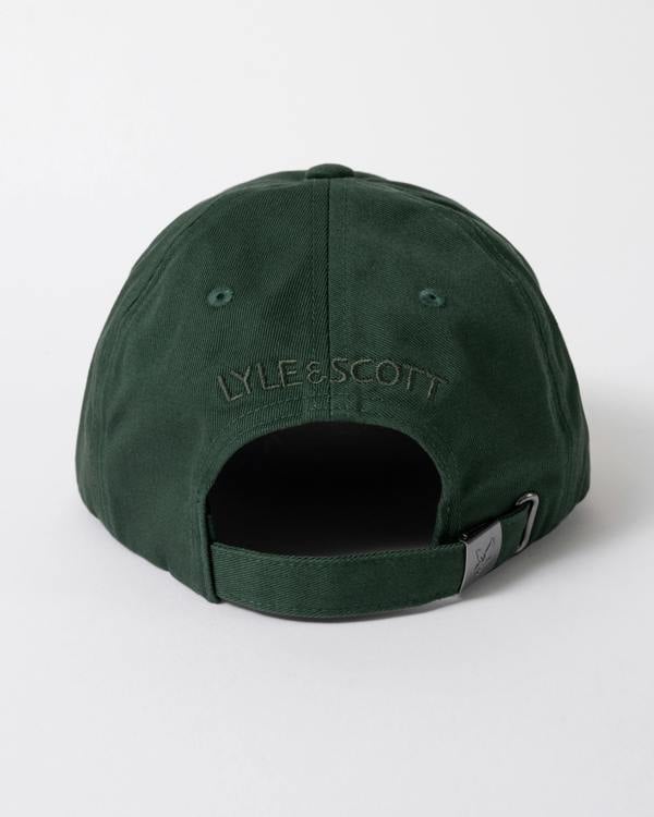 back of Lyle & Scott Baseball Cap in W130 Everglade
