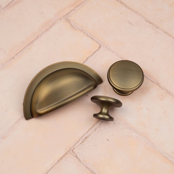 Handle & Home Dark Antique Brass Cabinet Knobs & Coordinating Cup Handle