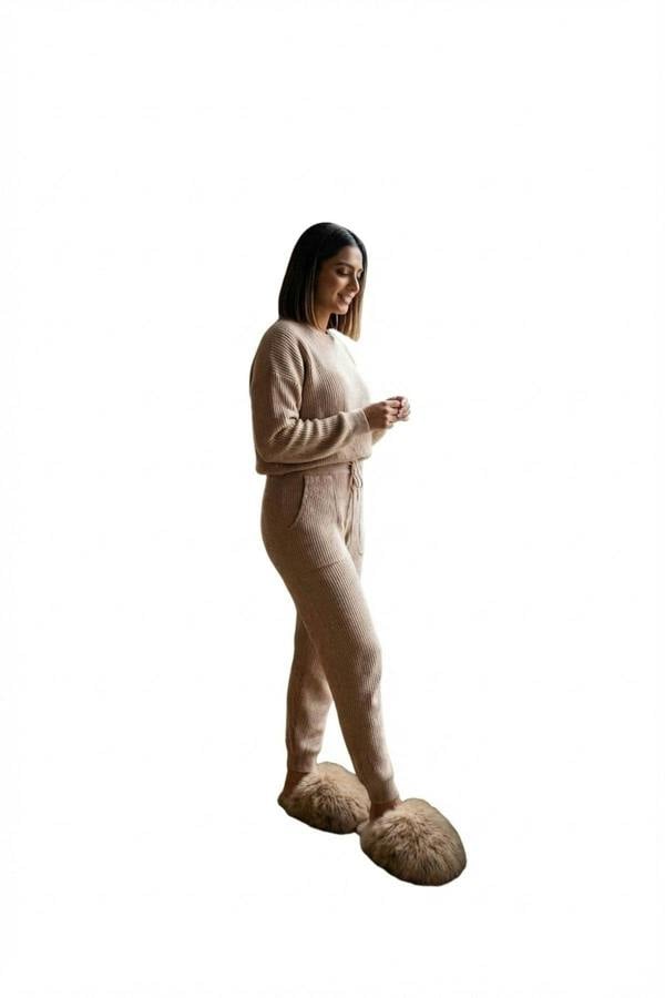 Nadia Fluffy Faux Fur Slippers - Camel_wb