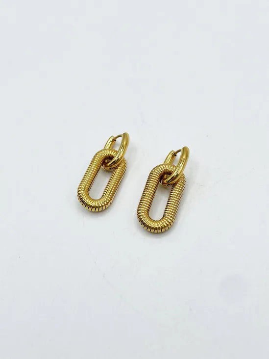 SVNX Ribbed Oval Hoop Earrings in Gold Colour