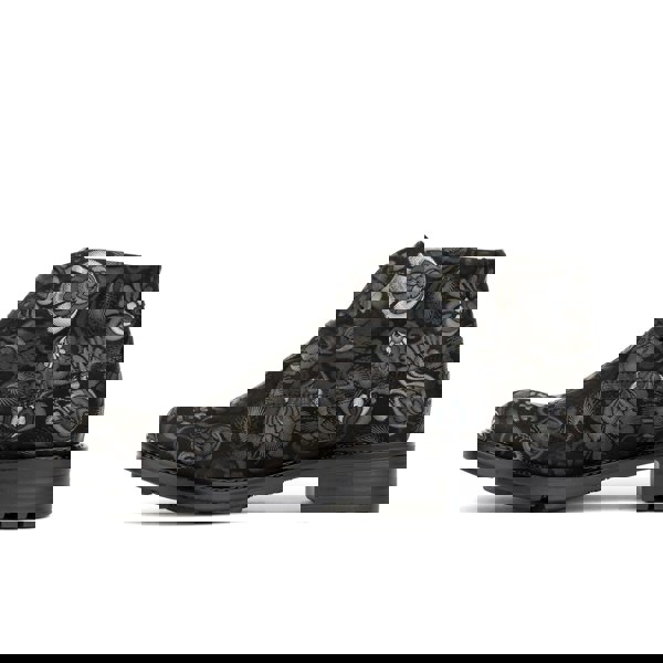 Embassy London Laviva - Black Emboss - Women's round toe wide fitted ankle boot In nubuck leather