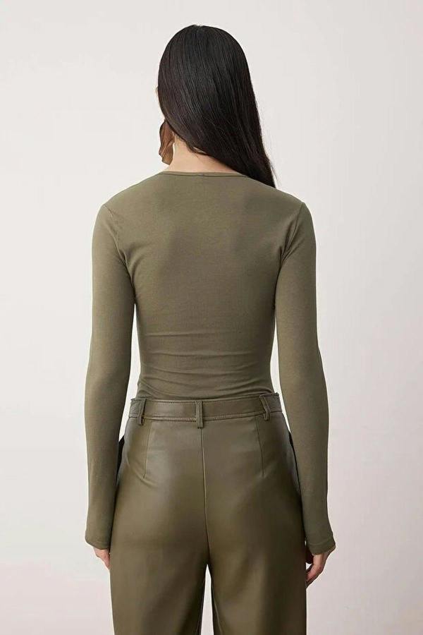 WOVCOR Deep V-Neck Knit Bodysuit