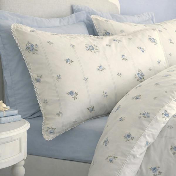 Bianca Vintage Rosebud Lace 200 Thread Count Cotton Reversible Duvet Cover Set Blue