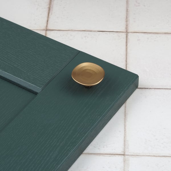 Handle & Home Dark Bronze Rippled Handles and Coordinating Disc Knob