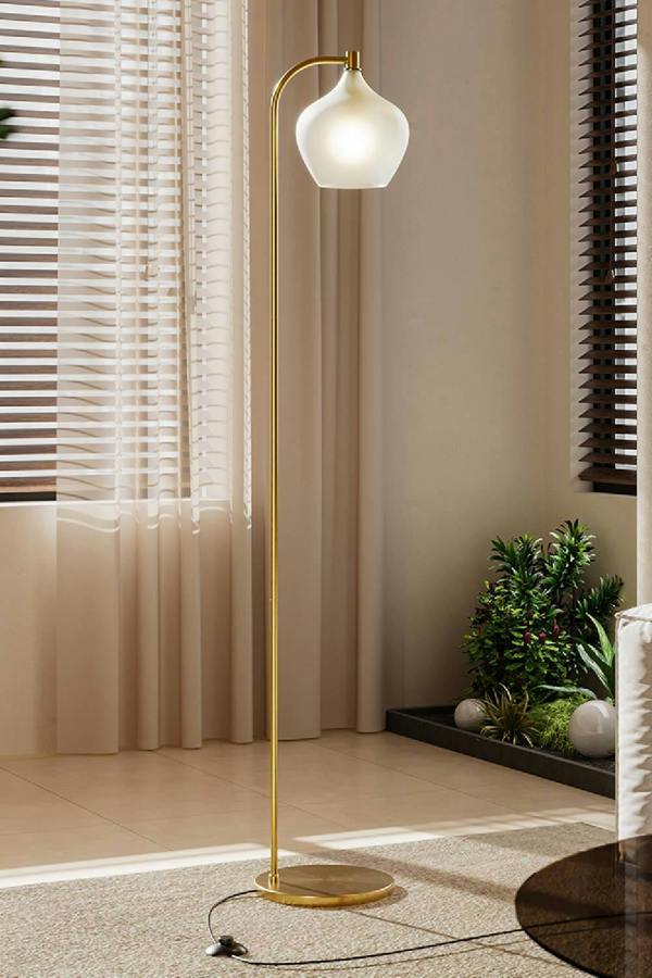 Luxurious Floor Lamp with Frosted Glass Lampshade